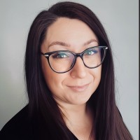 Katarzyna Woś Email