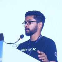 Eternis Employee Navendu Pottekkat's profile photo