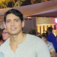 Alejandro Echeverria Email