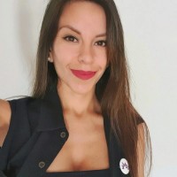 Carla Mora Alarcón Email