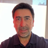 Luciano Poblete Email