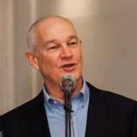 Leo Fox Email & Phone Number