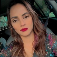 Camila Quesada de Toledo Oliveira Email