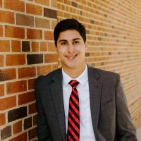 Brown & Riding Employee Ari Mendoza's profile photo