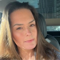 Giulia Devey Email