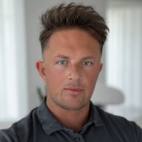 Lyndon B. Email