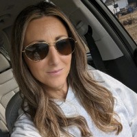 Timberline Glamping Company Employee Kelly Owen's profile photo