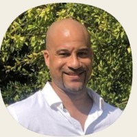 Email e telefono di Jason Perkins