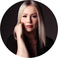 Daniela Coninck Email