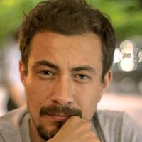 Raphael Schneider Email