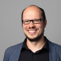 Matthias Niemann Email
