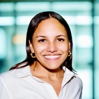 Emma Tom Email
