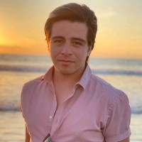 Edgar Grajeda Muñoz Email