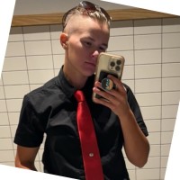 Kaycee Employee Victoria Lewis's profile photo