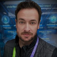 Vander Furmaniak Email & Phone Number