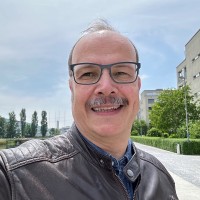 Swiss Re Employee Frank Roth's profile photo