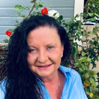 Kathi Obole Email & Phone Number