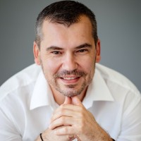 Robert Paluch Email