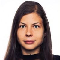 Emese Dévald Email