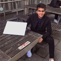Burberry Employee Jash Dave's profile photo