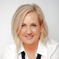 Forest Hill Signature Employee Hanna Esker's profile photo