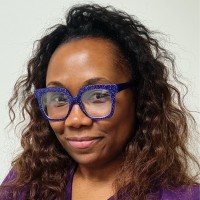 Lia C. Email