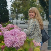 Andie Furber Email & Phone Number