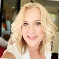 Lisa Kuzman Email & Phone Number