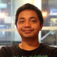 Putu Putra Email