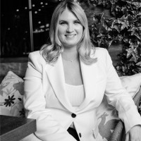DRIVALIA CAR RENTAL Employee Michelle Matthews's profile photo