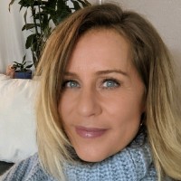LNK INNOVATIONS - a product development company Employee Suzanne K-Parker's profile photo