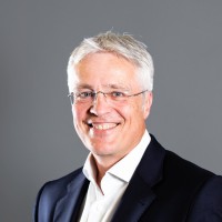 Ulf Doering Email