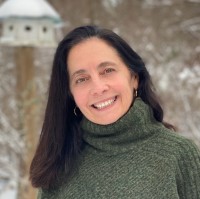 Shelving Rock Employee Debra Giardina's profile photo