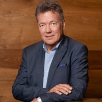 Hannes Hoehmueller Email