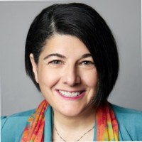 Dream Town Real Estate Employee Amie Klujian's profile photo