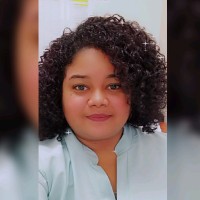 Lourdes Mejía Email