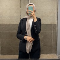 Nada Ezzat Email