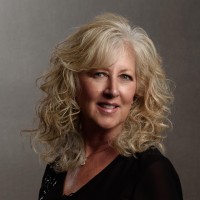 Unified Title Company Employee Lisa Rubick's profile photo