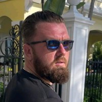 Daniel Szymański Email & Phone Number