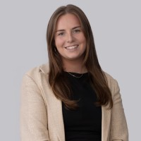 Caitlyn Craig Email & Phone Number