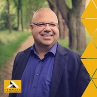 Marcel Peters Email