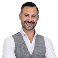 Lang Realty Employee Erik Nissani's profile photo