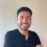 Very Employee Oscar Sarmiento's profile photo