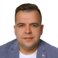 Damian Obrzut Email