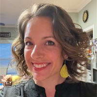 Acres & Oak Kitchen Employee Afton Collins's profile photo