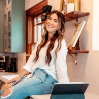 A2Z Builders Employee Macy Smart's profile photo
