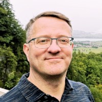 David Hübner Email & Phone Number