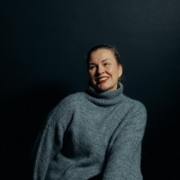 Stiina Komi Email