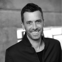 LuxExperience Employee Richard Johnson's profile photo