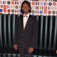 Does Employee Kahlil McNair's profile photo
